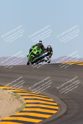 media/Oct-09-2022-SoCal Trackdays (Sun) [[95640aeeb6]]/Turns 9 and 10 (1050am)/